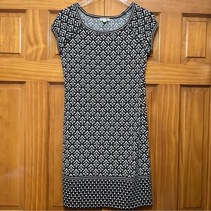Max Studio Black/White Print Cap Sleeve Dress Size Small NWOT